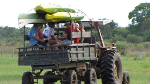 Pantanal Barra Mansa - indo passear de canoa